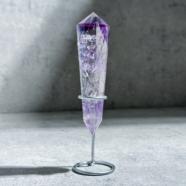 台座付き♡【ハイクオリティ】虹◎バイーア産ファントムアメジスト ダブルターミネイテッド45◇Phantom Amethyst  ◇ 天然石・鉱物・パワーストーン