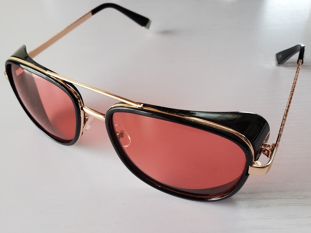 トニースターク サングラス 限定1点☆メガネケース付 トニースターク サングラス 限定1点☆メガネケース付の通販 by