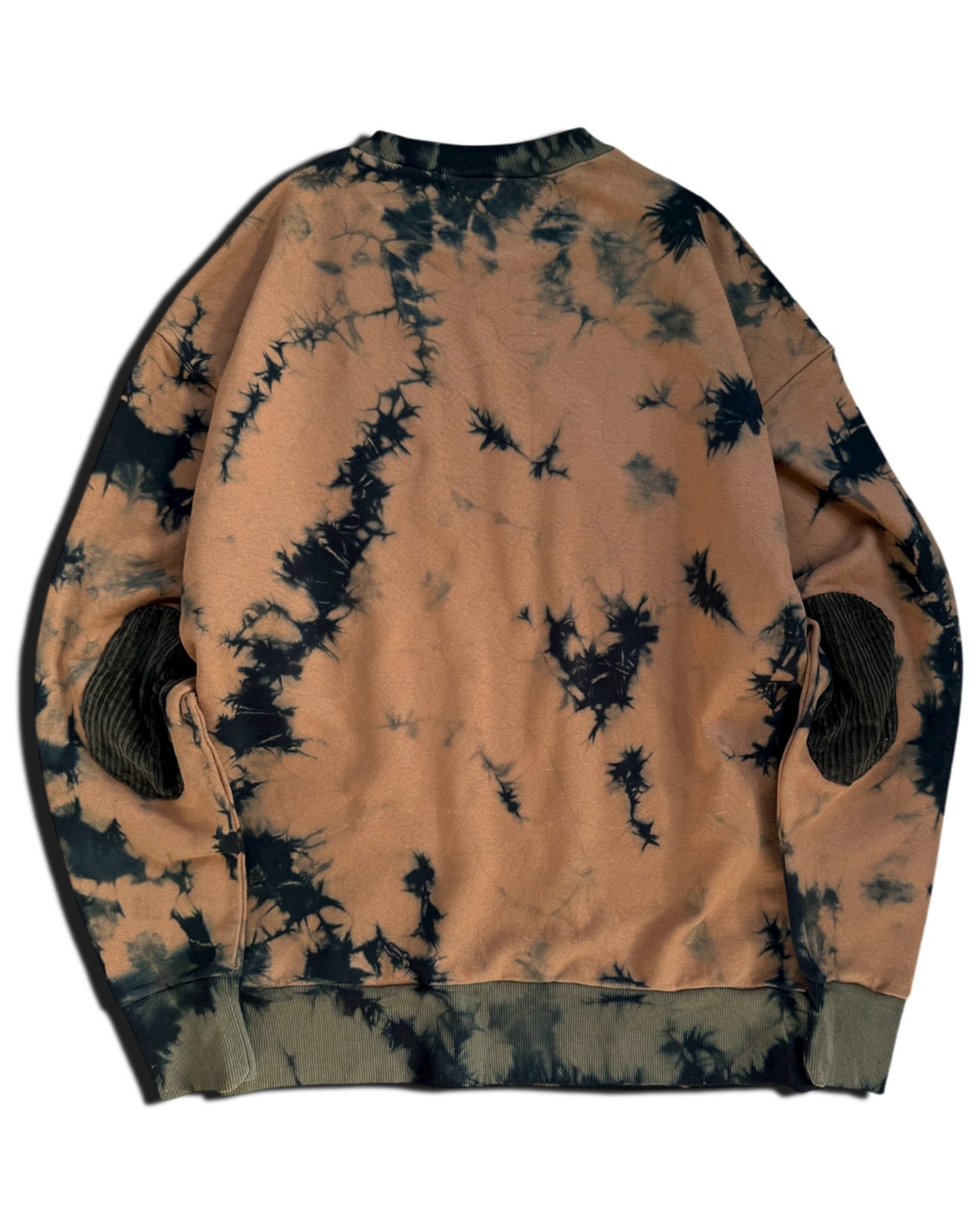 【数量限定販売】黒染めタイダイトレーナー グランピング