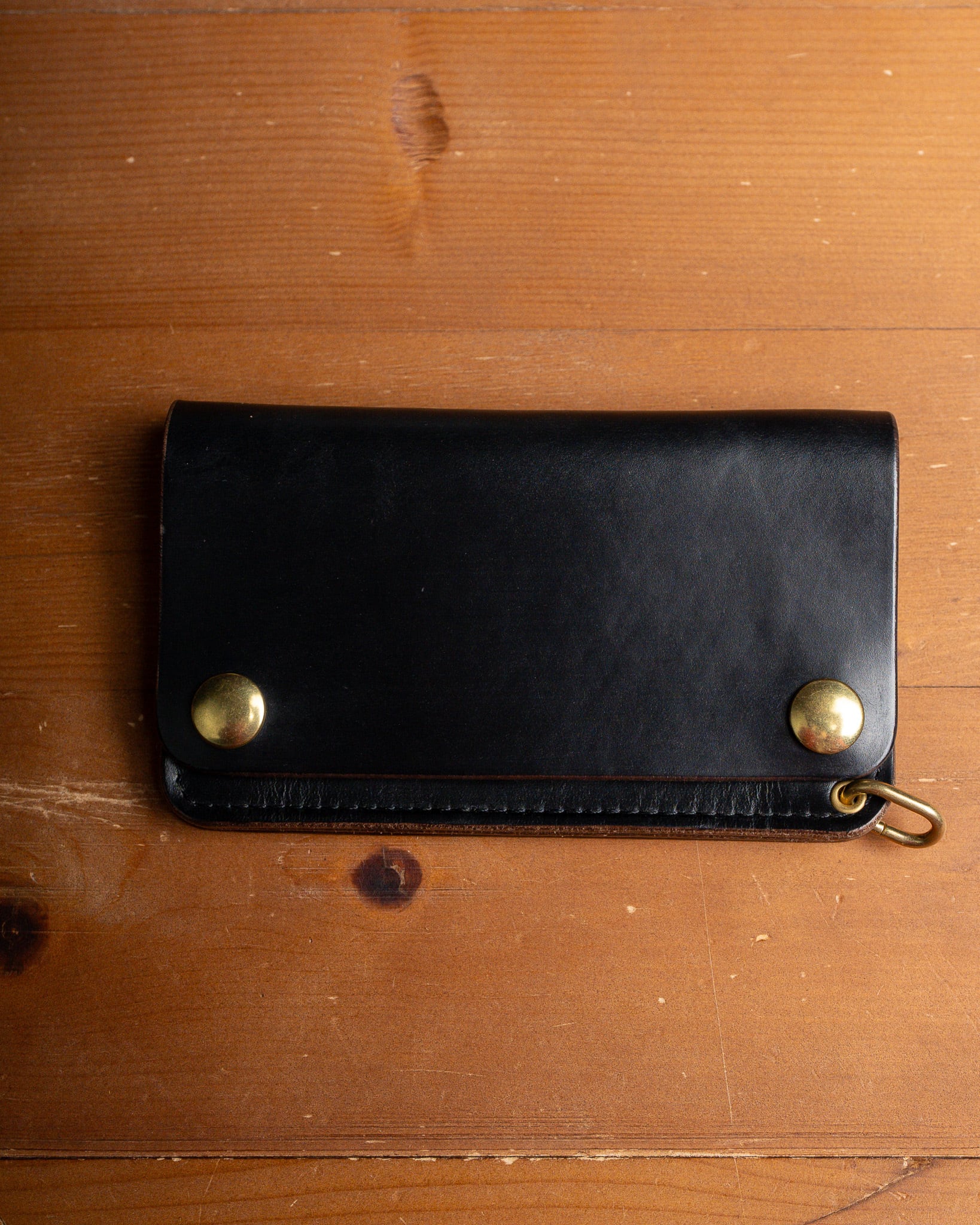 Additive and Line】Middle Tracker Wallet TWM-004 Horween