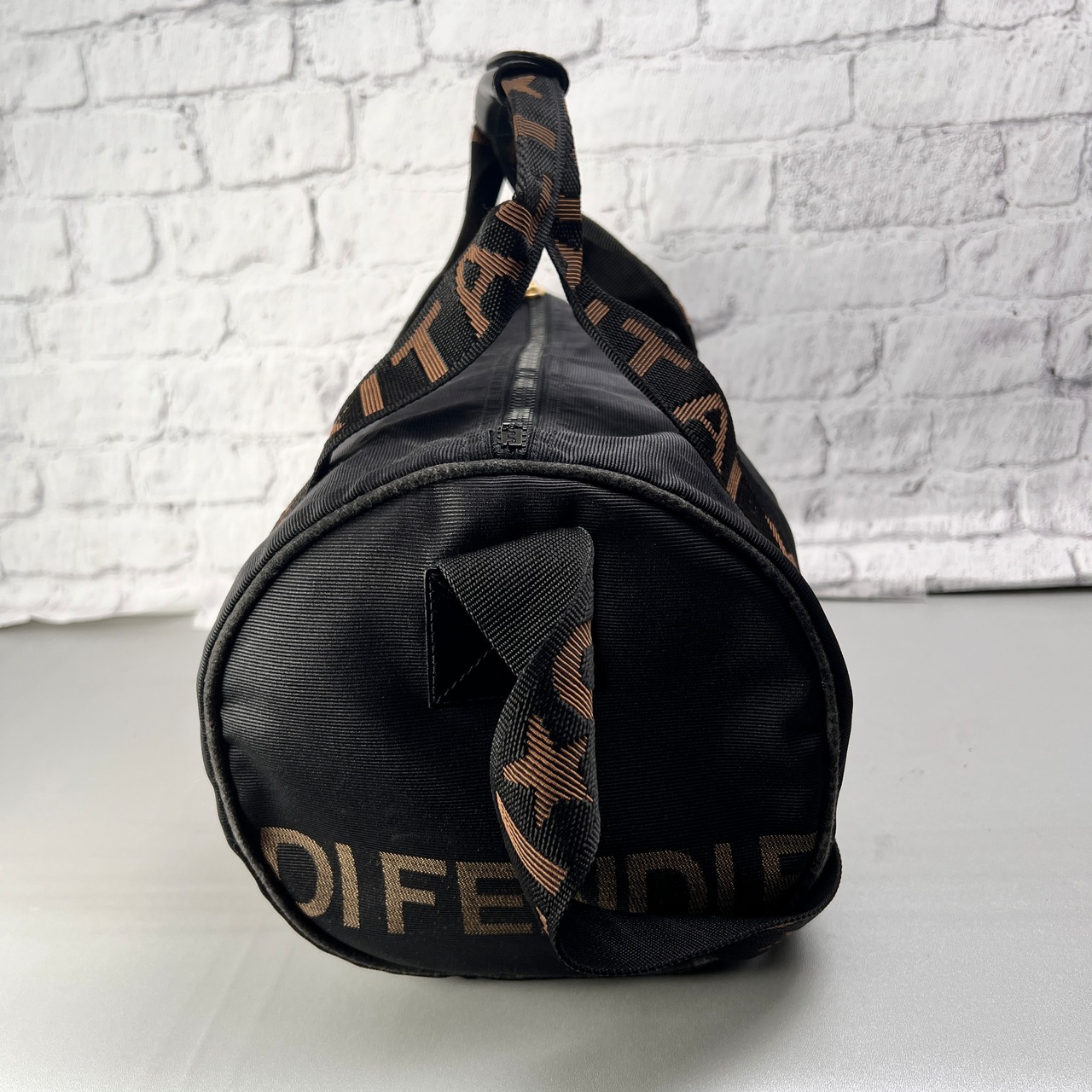 FENDI フェンディ ナイロン ボストンバッグ 黒 A-13838