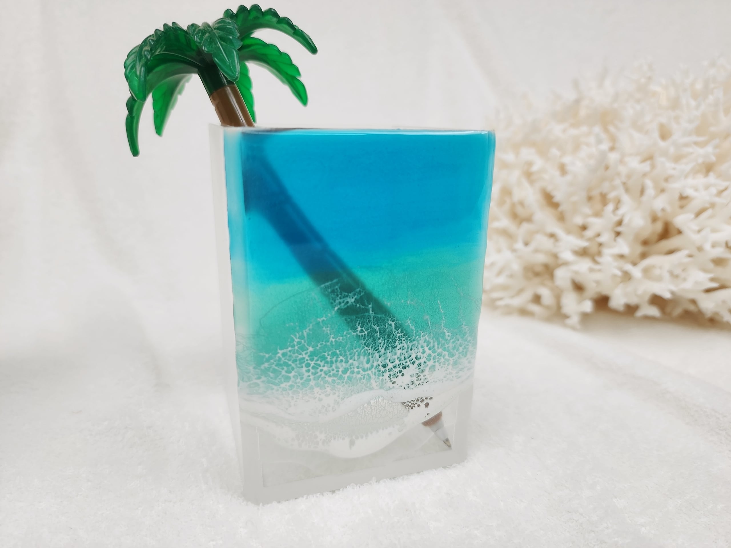 155.オーシャンレジンアート 卓上ペンスタンド