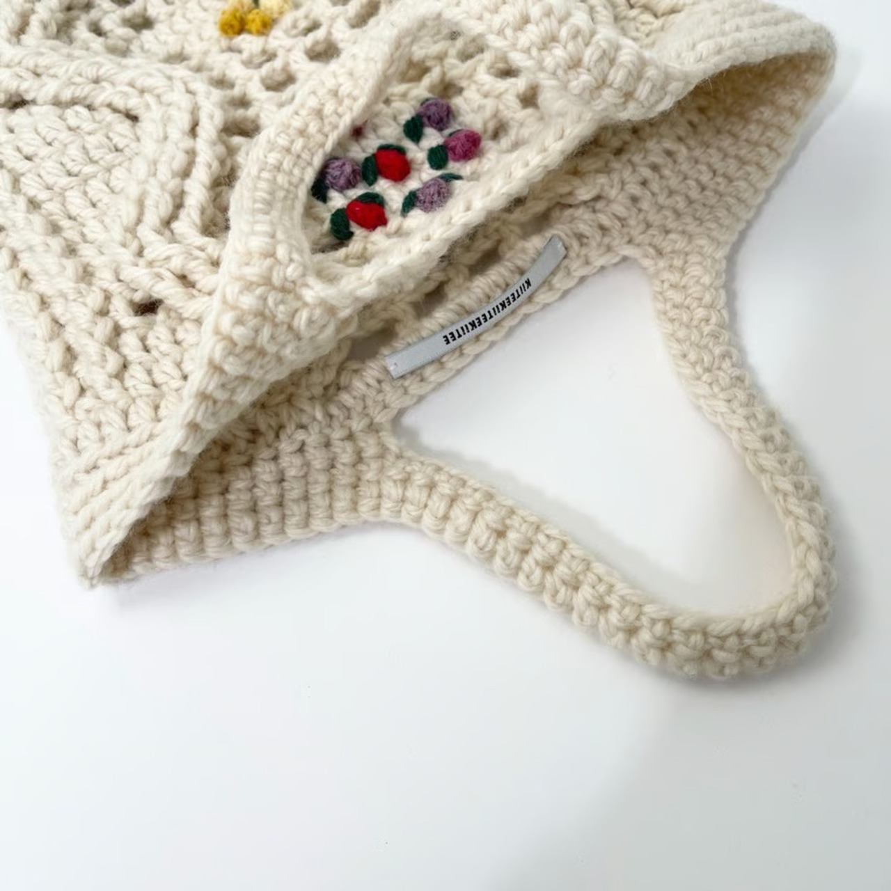 [Pattern] ケーブルメッシュ刺繍バッグ