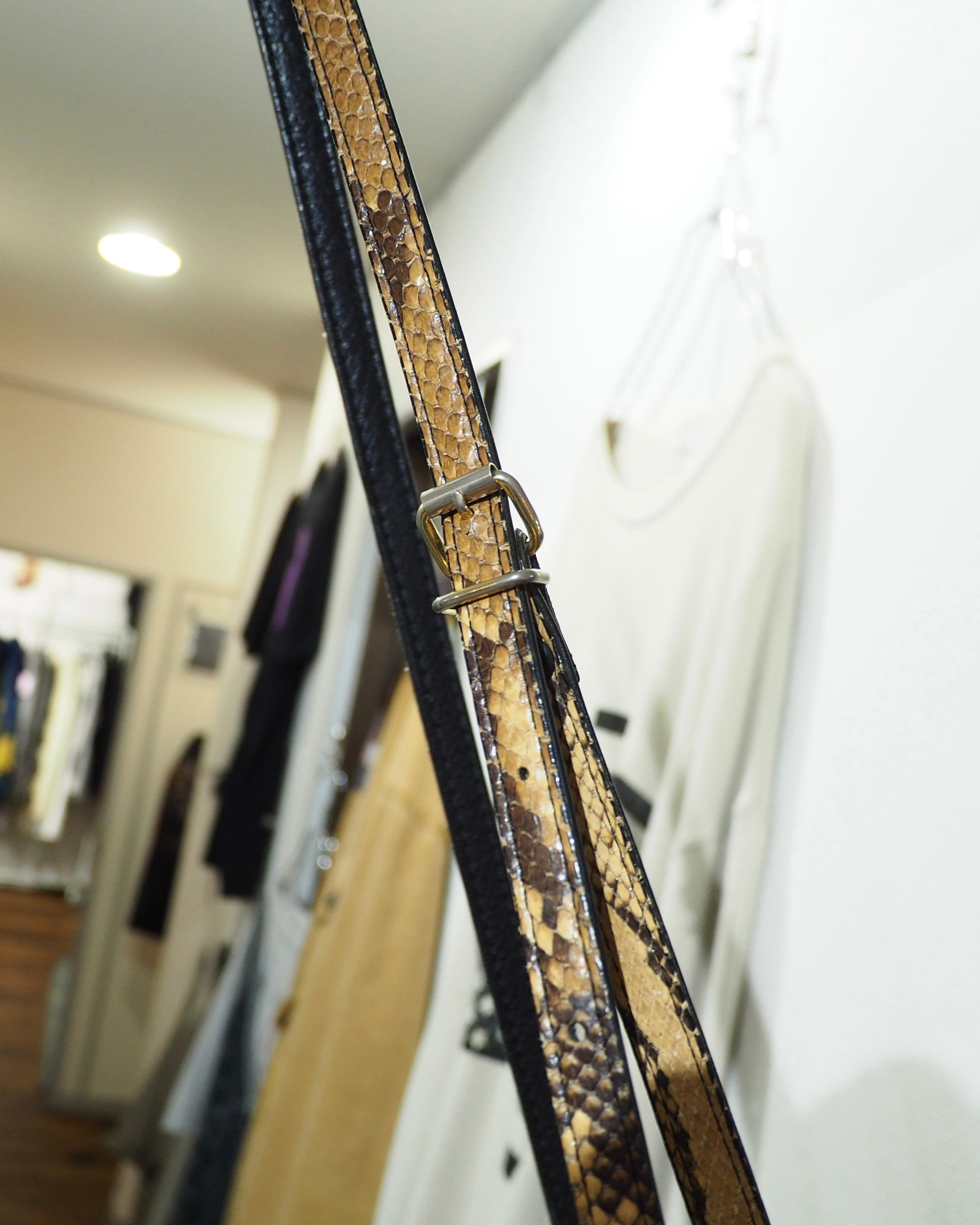 ” Unknown ” Vintage Python Leather Hand Shoulder Bag