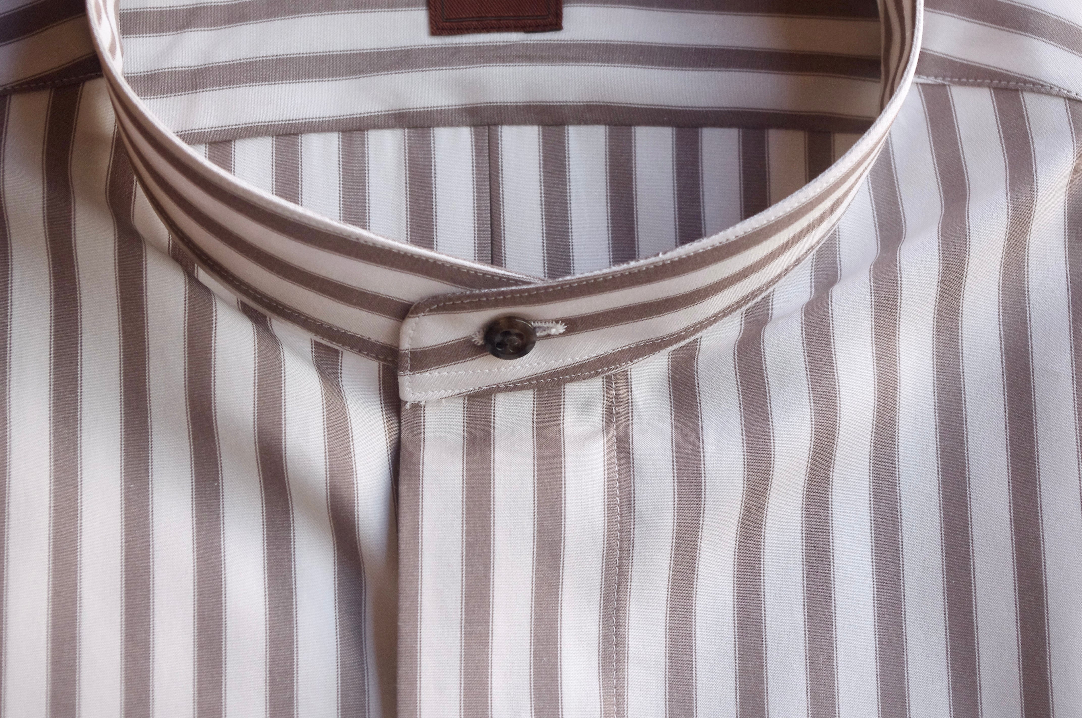 スタンドカラーシャツ