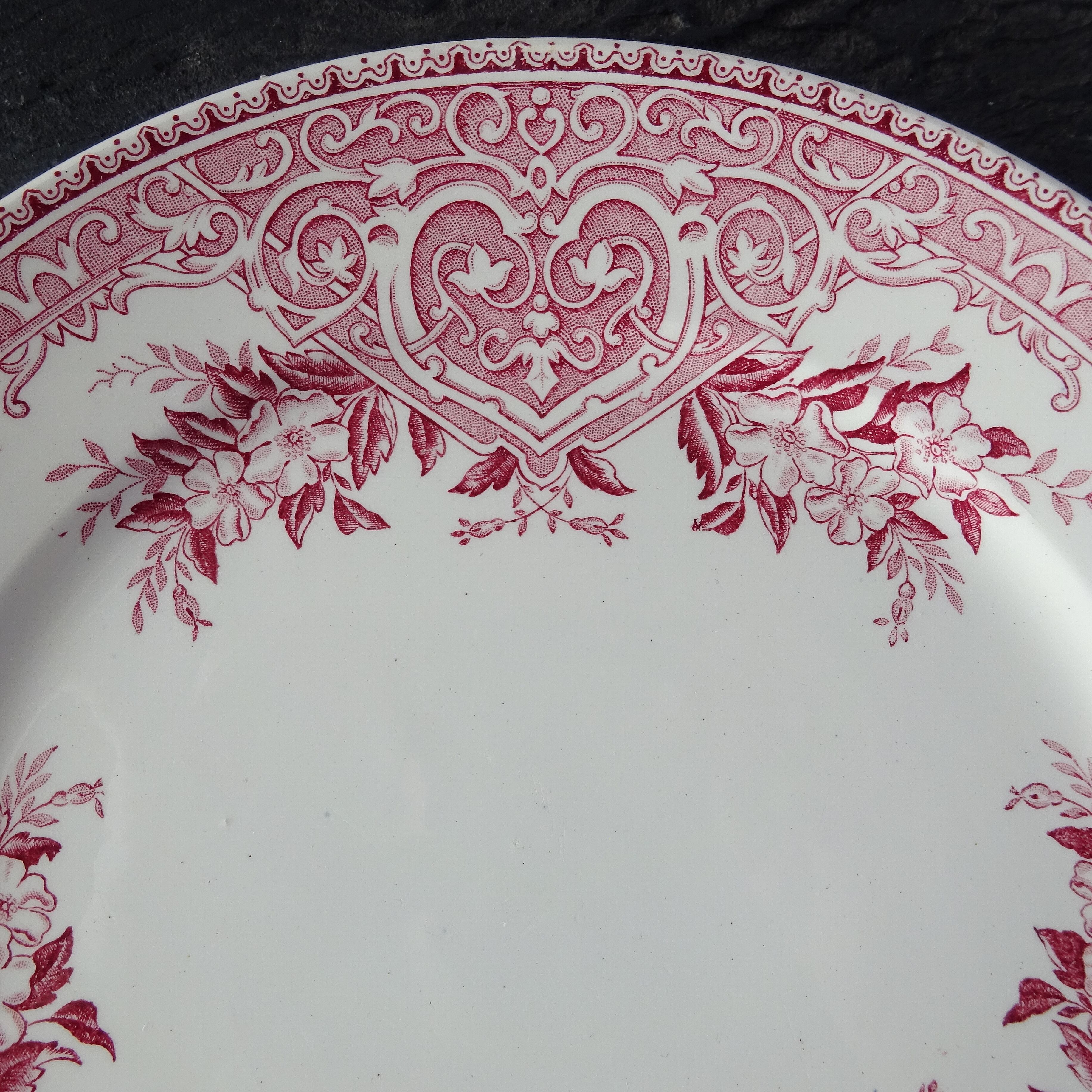 Boch Frères Keramis  modèle《ALICE》assiette plate (B)