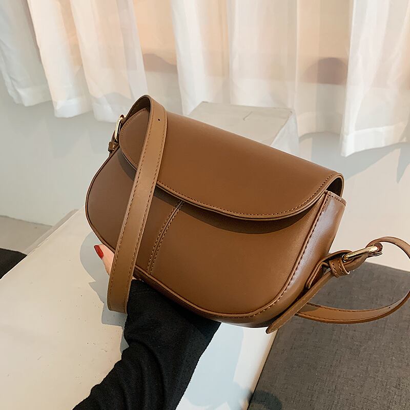 スタンダードオータムショルダーバッグ レトロ 秋物 スクウェア メッセンジャーバッグ 手作りハンドバック74520424471