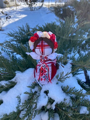 UA.Designer手作りモタンカ （ウクライナの御守り）スタンド付き