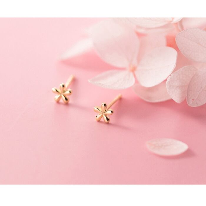 送料無料】 Silver925 フラワーピアス 花 ピアス シルバー 送料無料】 Silver925 フラワーピアス 花 ピアス シルバー