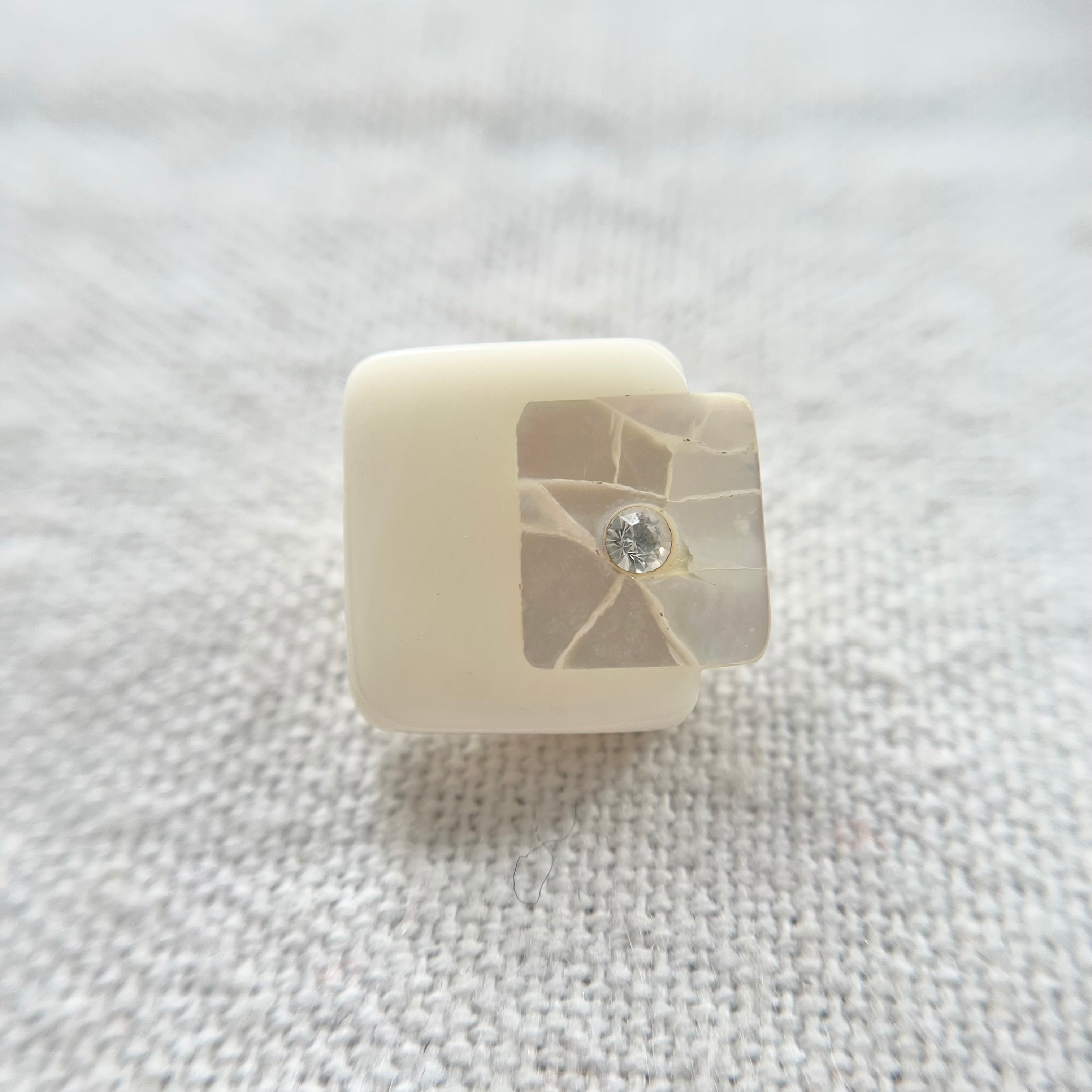 アイボリースクエア 白蝶貝モザイク 18mm