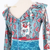 フラメンコ 衣装 ソニアジョーンズ SONIA JOHNES トップス ファルダ ツーピース セットアップ 柄 模様 ボランテ フリル 豪華 舞台 青 緑 グリーン系 ブルー系 カラフル スカート レディース 踊り 華やか 大人 イベント パーティ フラメンコ衣装 トップスセットアップ ファッション レディース服