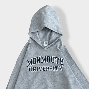 【GILDAN】カレッジロゴ モンマス大学 MONMOUTH UNIVERSITY  アーチロゴ パーカー ロゴ プリントプルオーバー スウェット フーディー hoodie L us古着