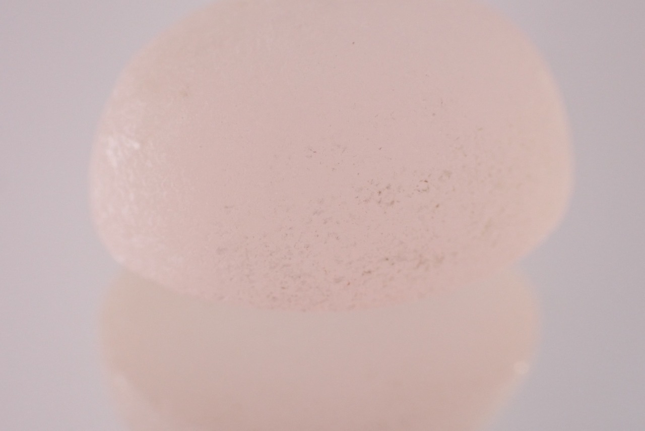 【研磨セット】未研磨ローズクォーツ(原石のみ)　3.60g　[D2-491]