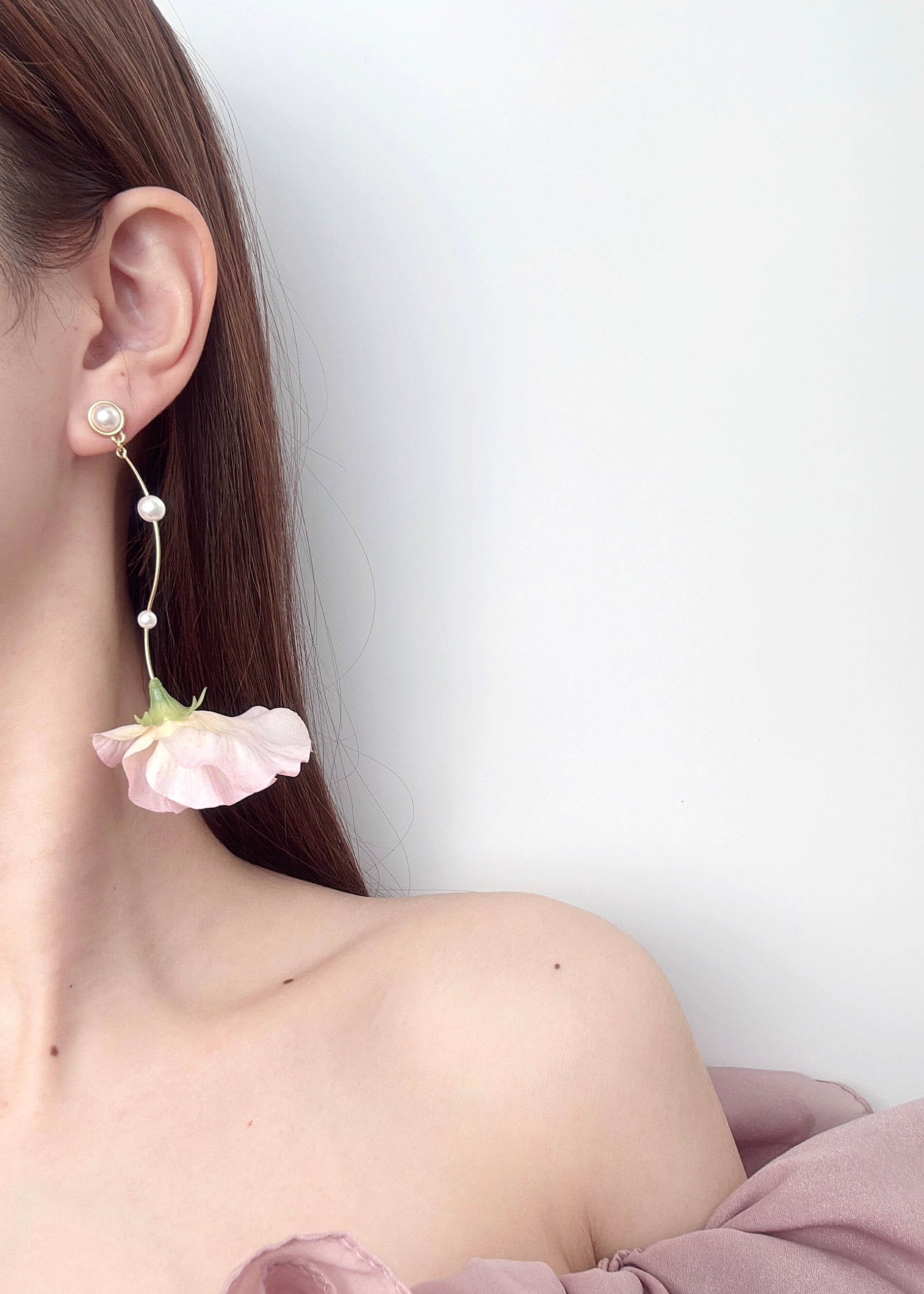 Flower》Rose | EMÜLE powered by BASE