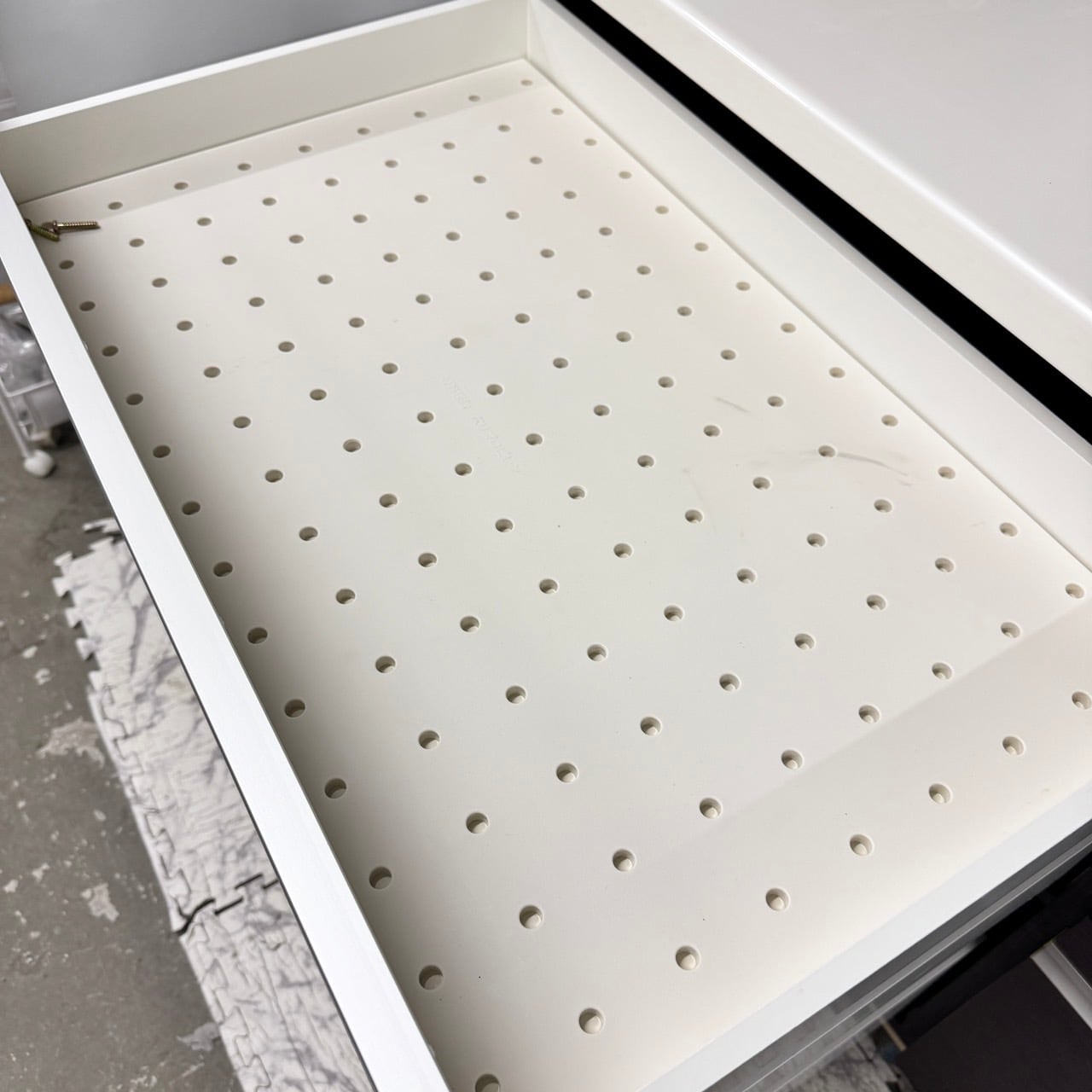 20586 2枚ガラス扉 ソフトクローズ キッチンボード パモウナ ◇大阪市