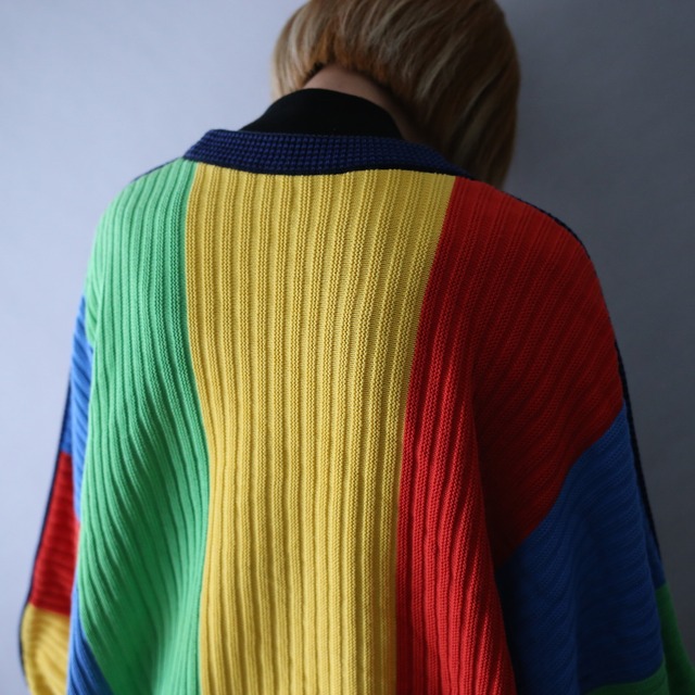 multi color crazy pattern 3D line design loose silhouette knit