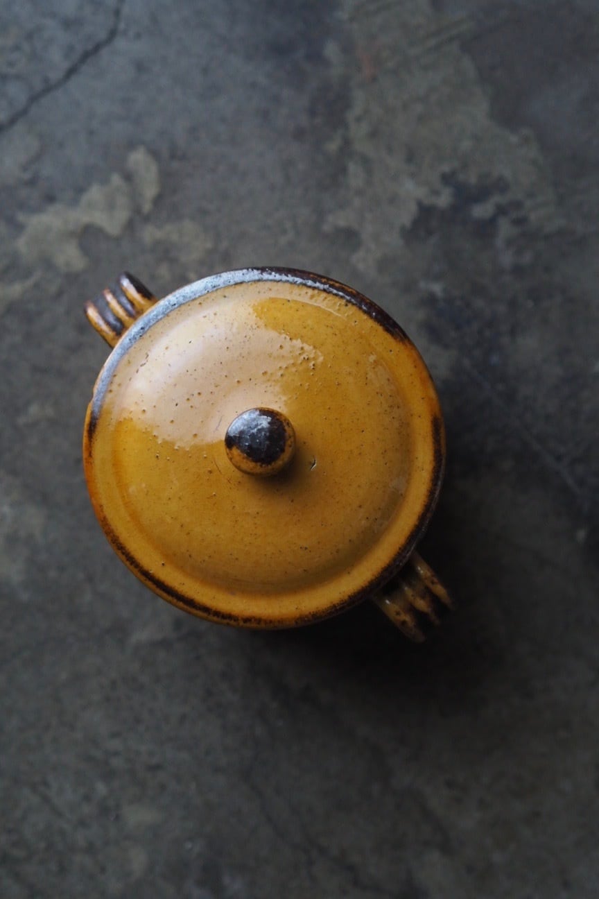 お塩や砂糖壺に蓋付きポット-antique french pottery pot