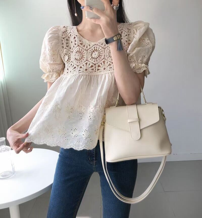 かぎ編み切り替えブラウス　AJ1079-945