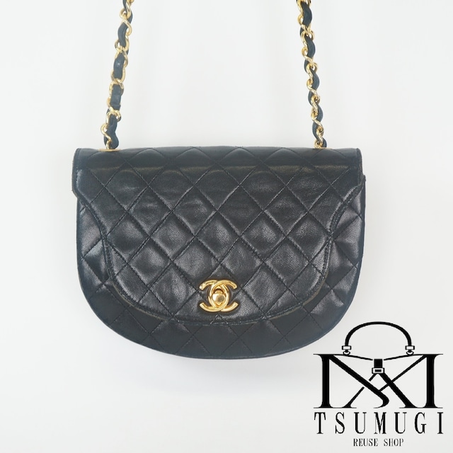 CHANEL シャネル マトラッセ ラムスキン チェーンショルダーバッグ ハーフムーン ゴールド金具 1番台