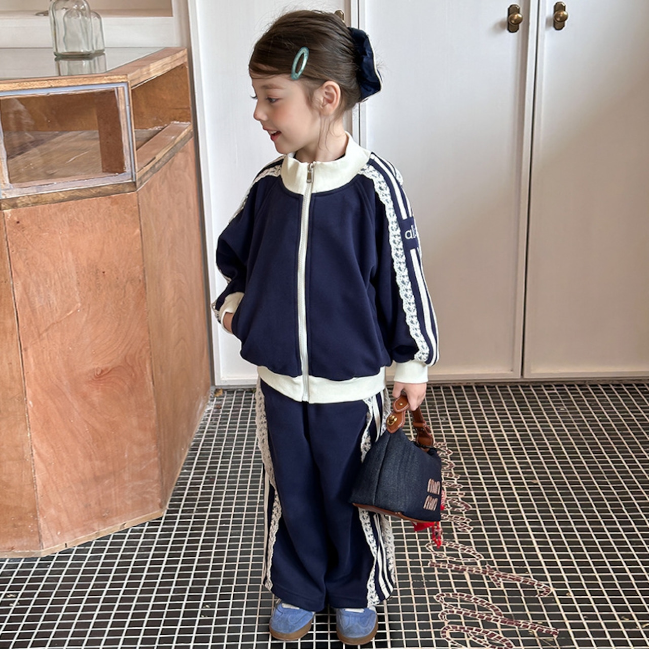 秋サイドレースジャケットパンツセット