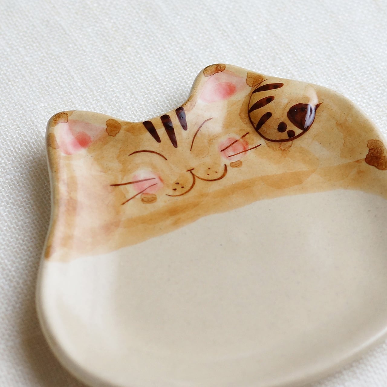福猫 猫皿（小）（トラ・ミケ・茶トラ） | 菊祥陶器／工房祥sho