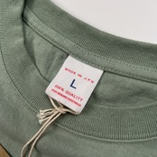 タグ付き 未使用品 Ahe'hee / アヘヘ ロゴプリント 半袖Tシャツ カットソー サイズ L /グリーン系/日本製