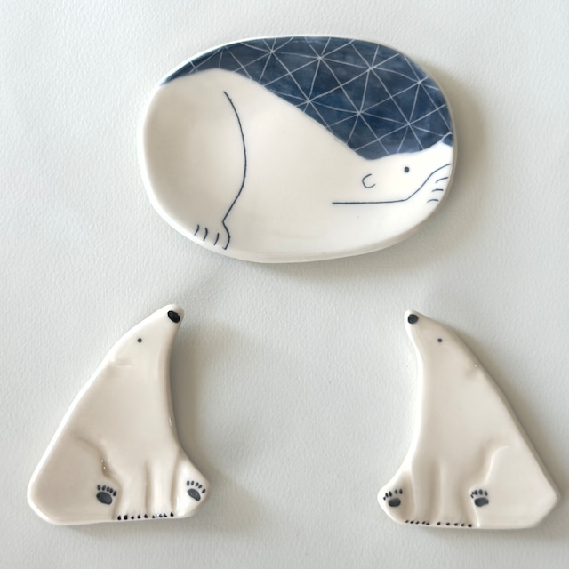 シロクマ　小皿　numanekko