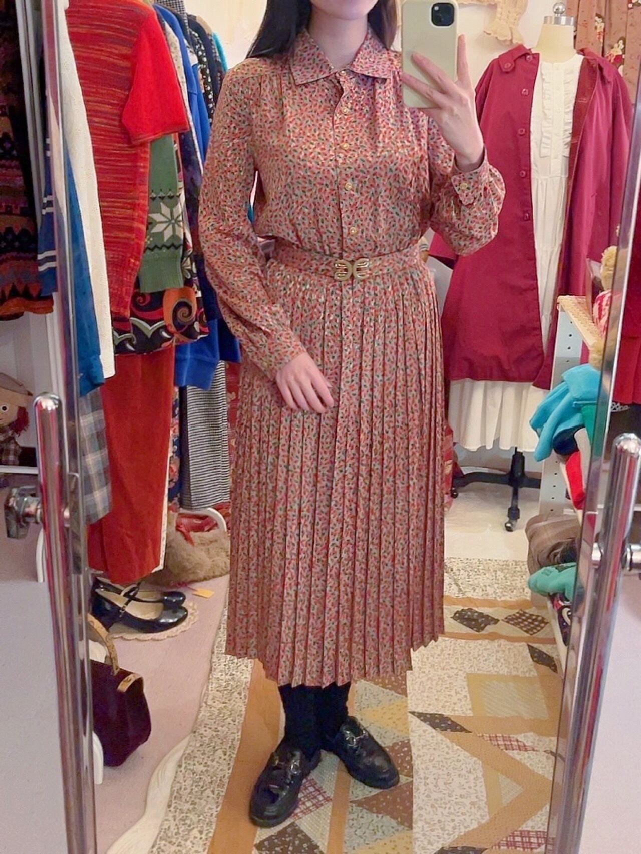 mini strawberry gold button one-piece