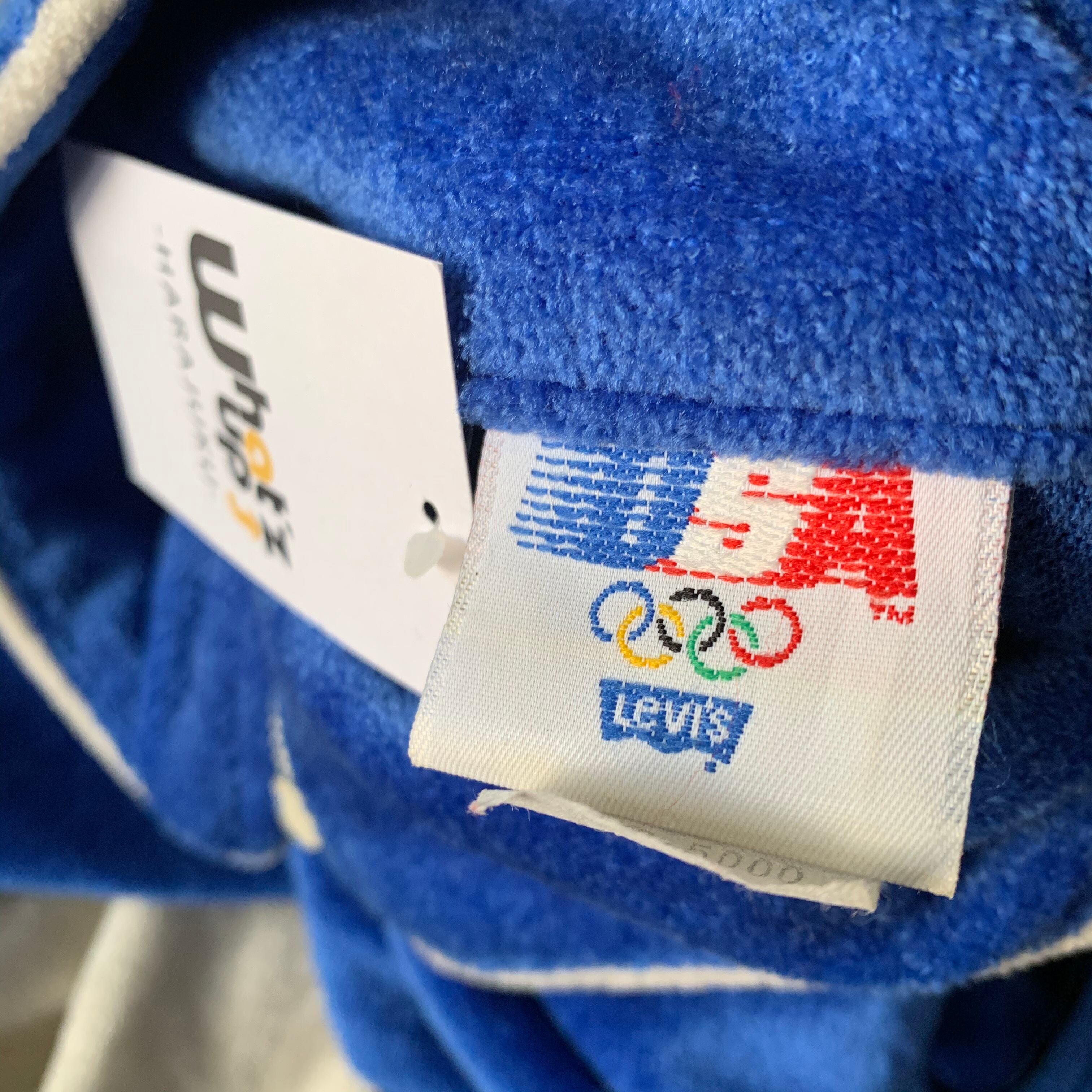 70s Levis Olympic velours set up | What'z up 70s Levis Olympic velours set up | What'z up