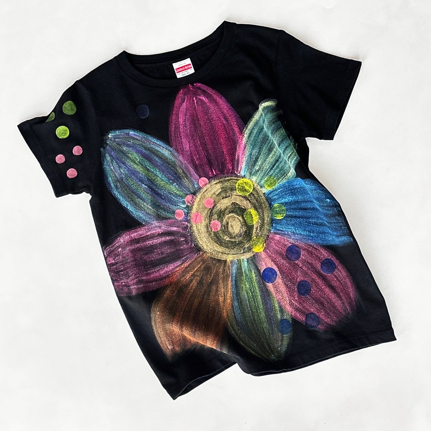 Tシャツ「 HIMAWARI W」全面に大きな向日葵をデザインした夏Tシャツ