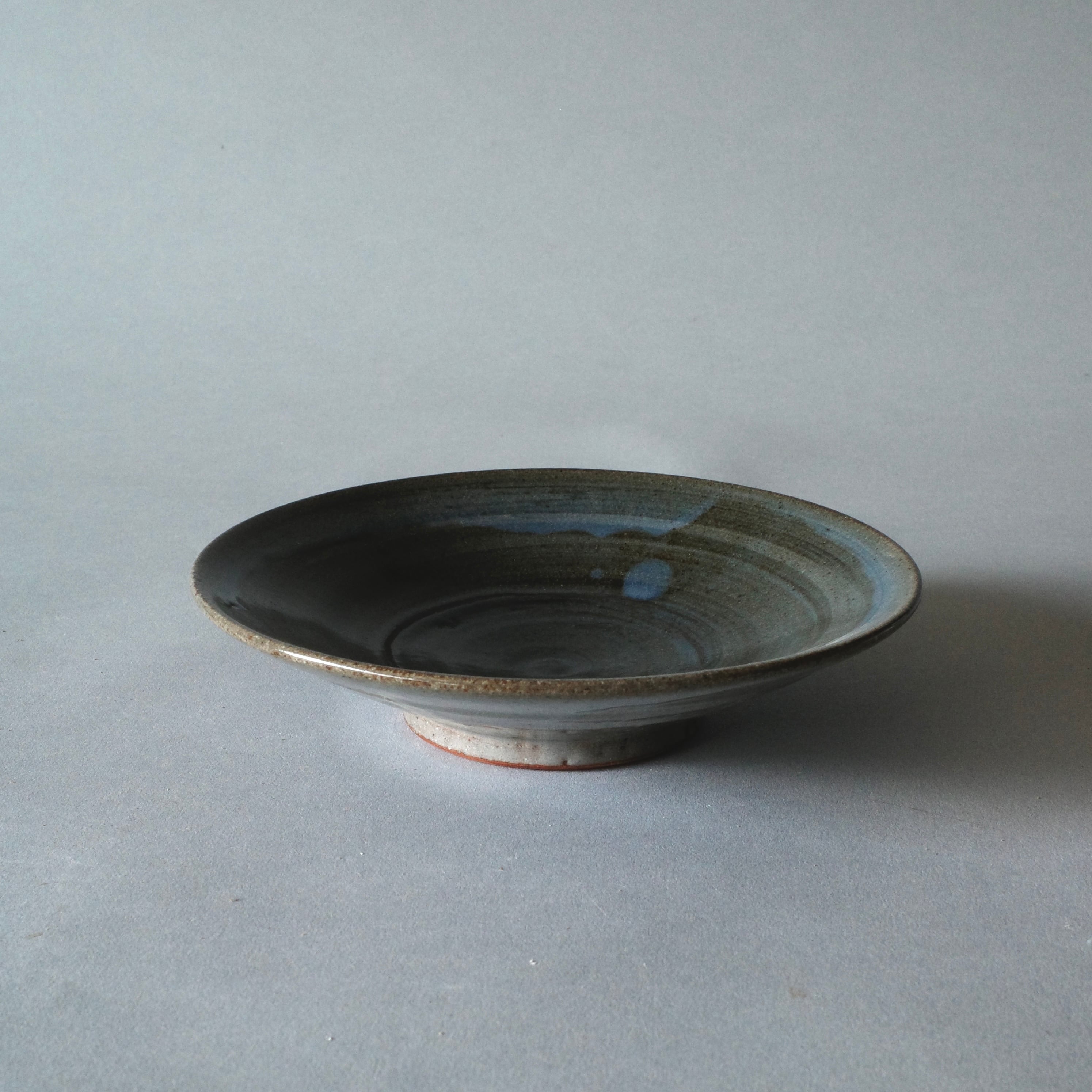 41.呉須刷毛目皿 | ceramic artist Tamako Ito 伊藤珠子の店