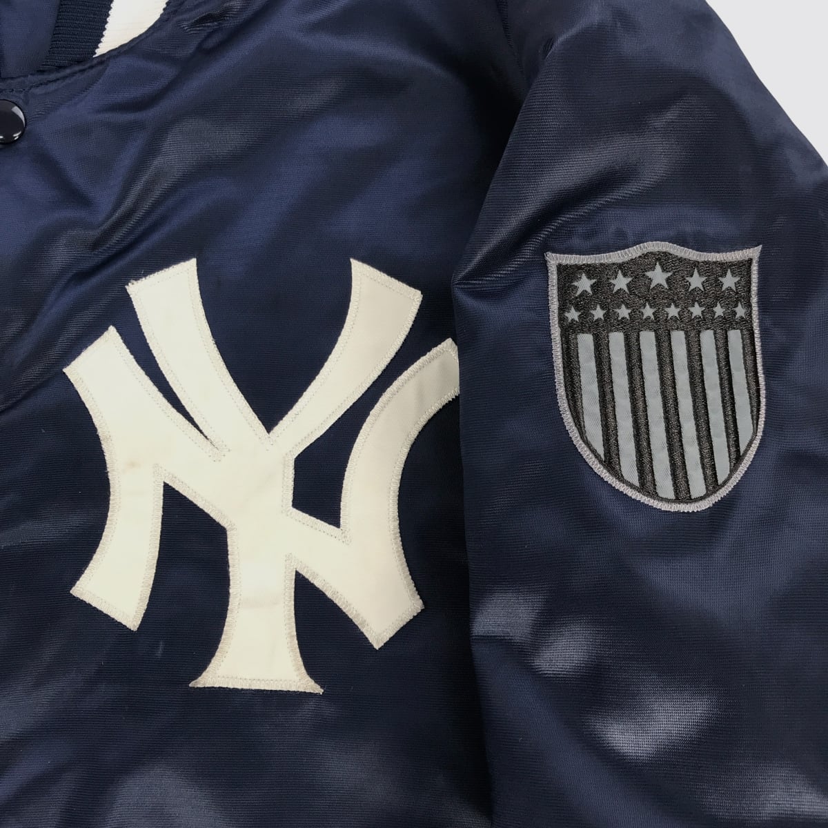90s majestic コンスタント New York Yankees 刺繍ロゴ スタジャン 90s majestic コンスタント New York Yankees 刺繍ロゴ スタジャン