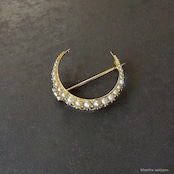 英国アンティークジュエリー 15ctゴールド 真珠 クレセント(三日月)ブローチ(鑑別書付)