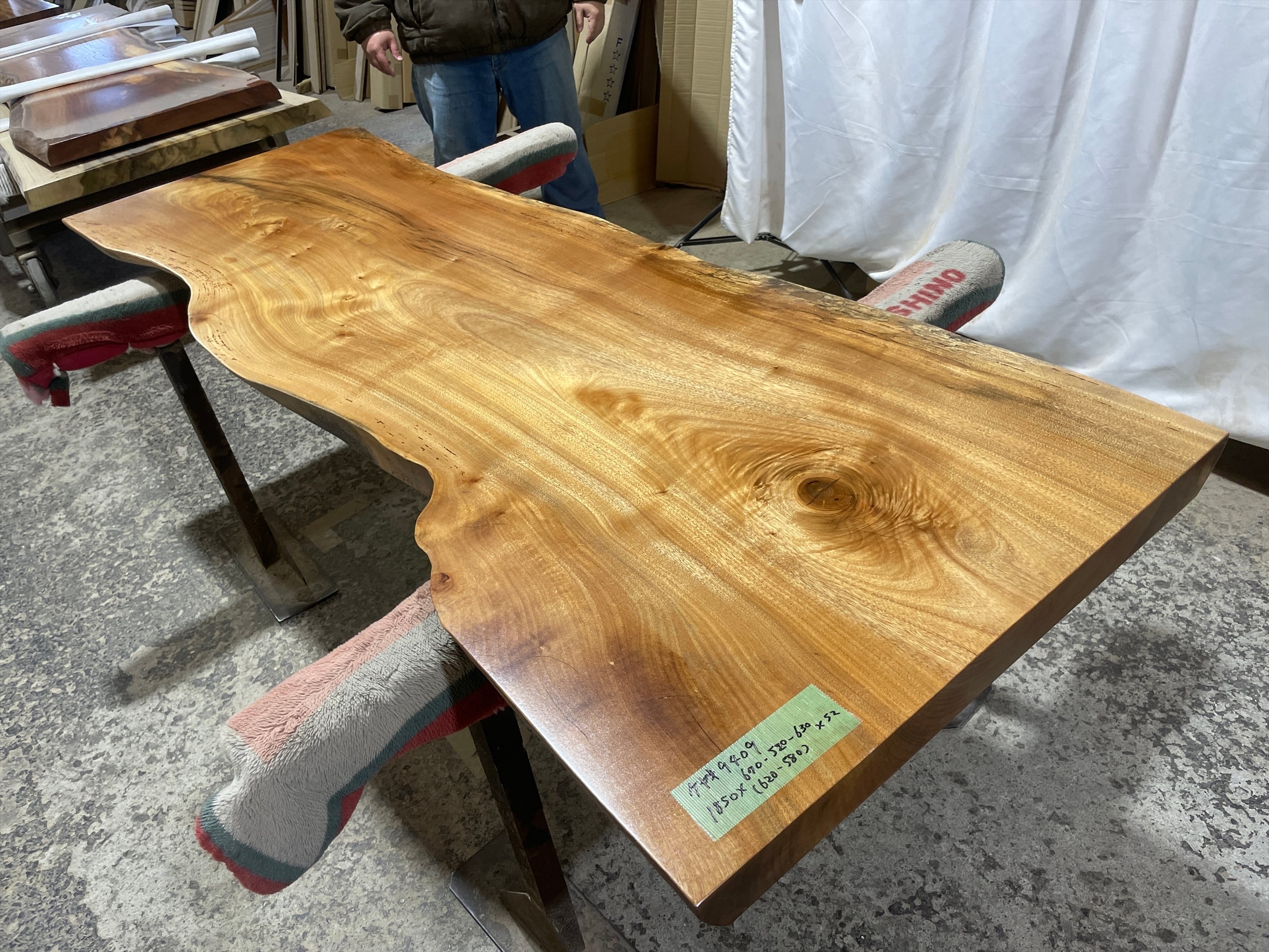 欅（けやき） | 銘木無垢材一枚板の来宝綜合銘木工業株式会社