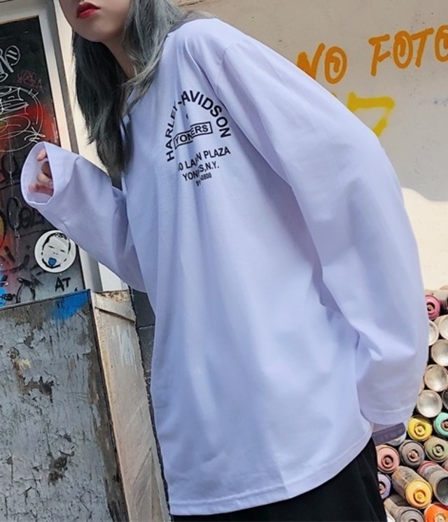 シンプルなデザインにオシャレなロゴのコーディネートがgood ｔシャツ 紫 青 白 Stepwall