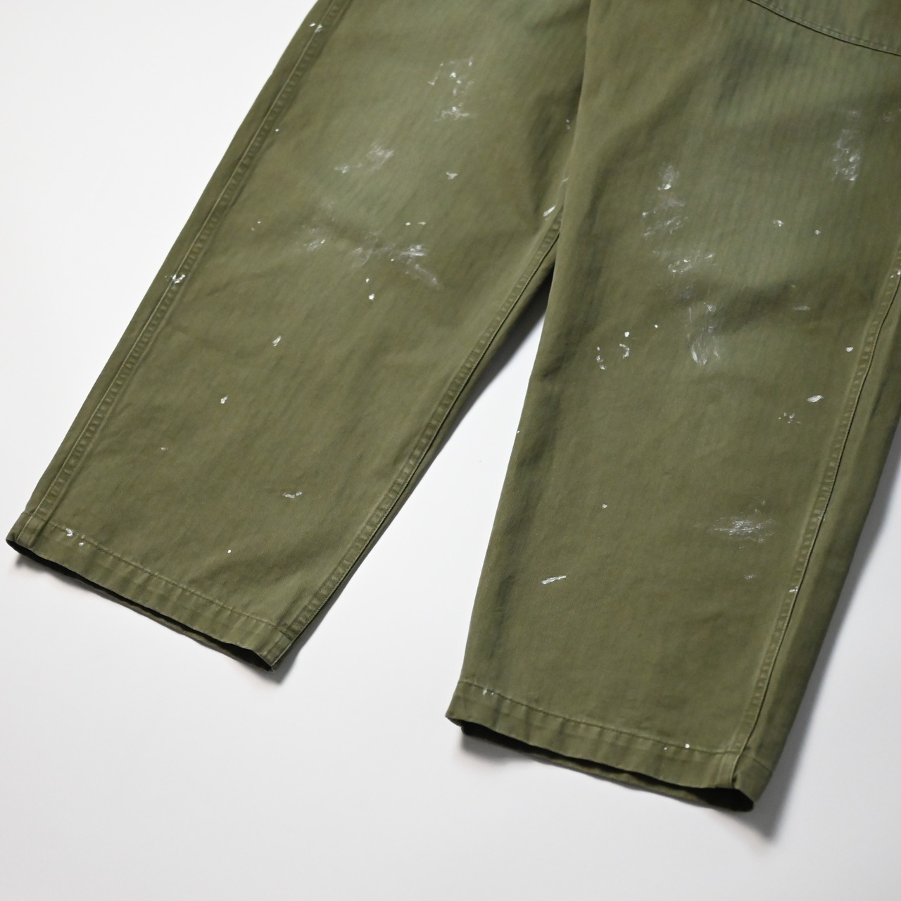 INTERIM / MILK PAINT VINTAGE WASH ORGANIC COTTON US ARMY M-47 HBT BAKER PANTS