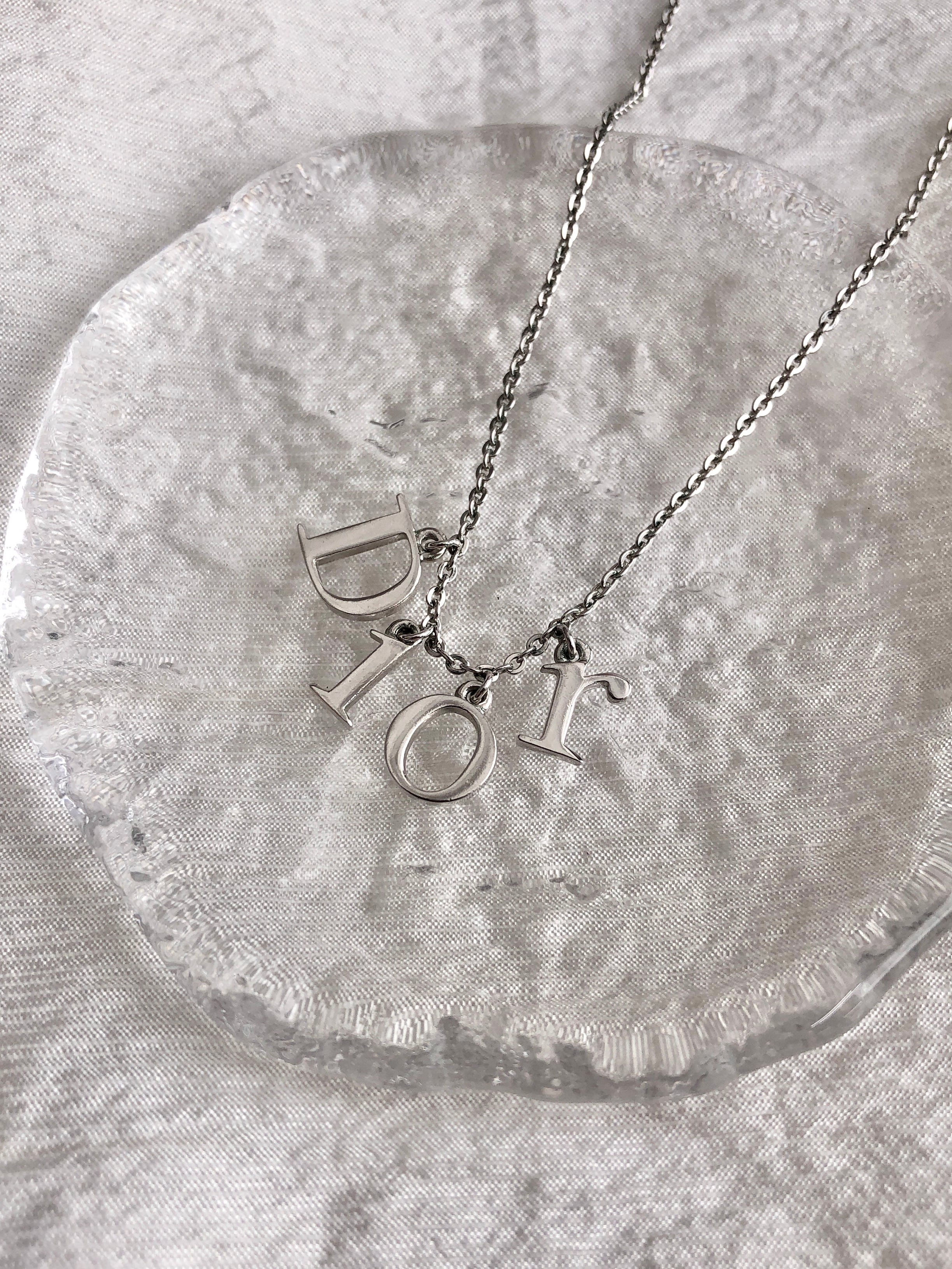 Christian Dior クリスチャン ディオール ネックレス シルバー ロゴ vintage ヴィンテージ オールド 4vs2mn