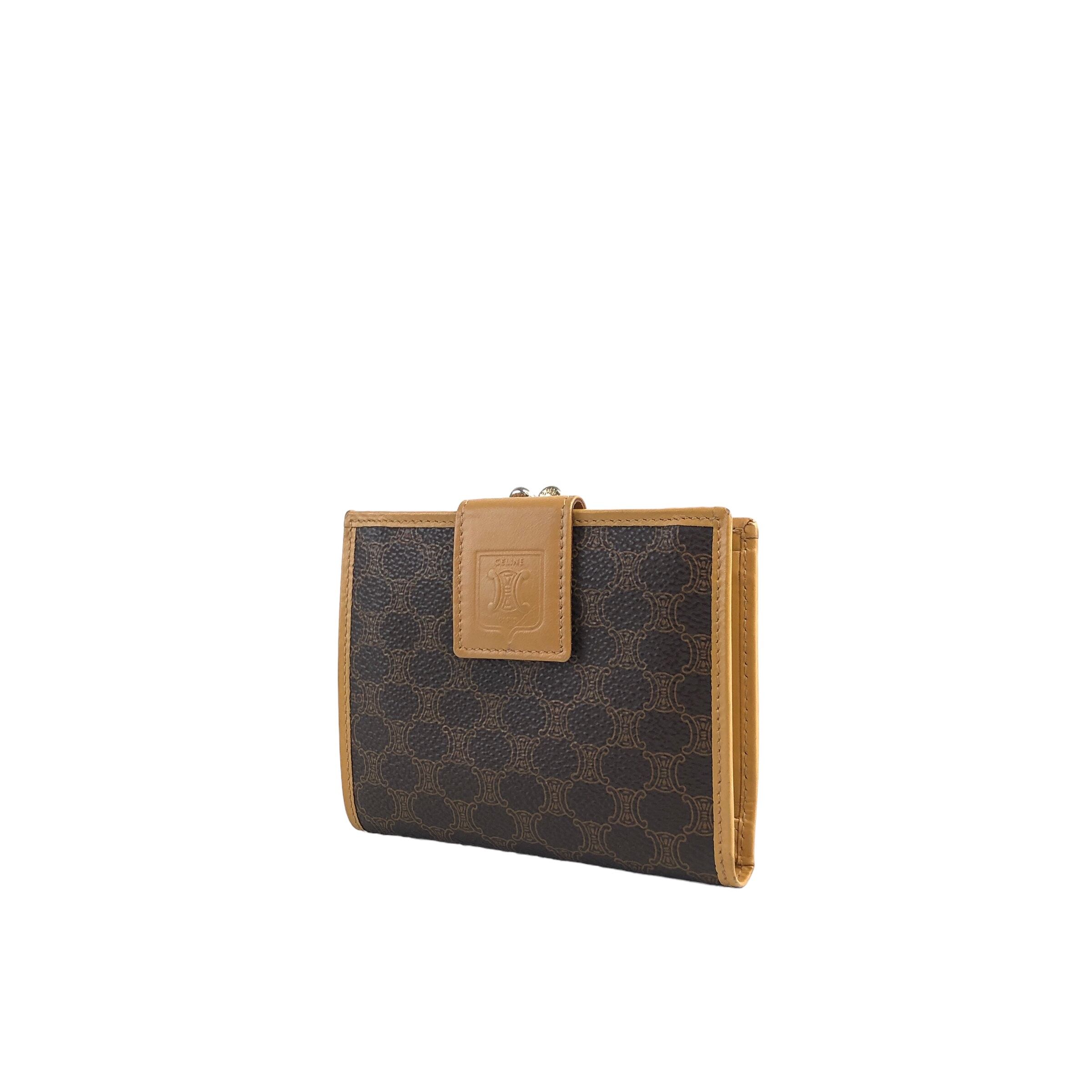 ✨極美品✨【セリーヌ】折り財布　マカダム　ホワイトブラウン CELINE セリーヌ マカダム ロゴ型押し PVC レザー 財布 ブラウン