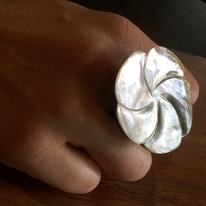 shell flower ring (g-40)