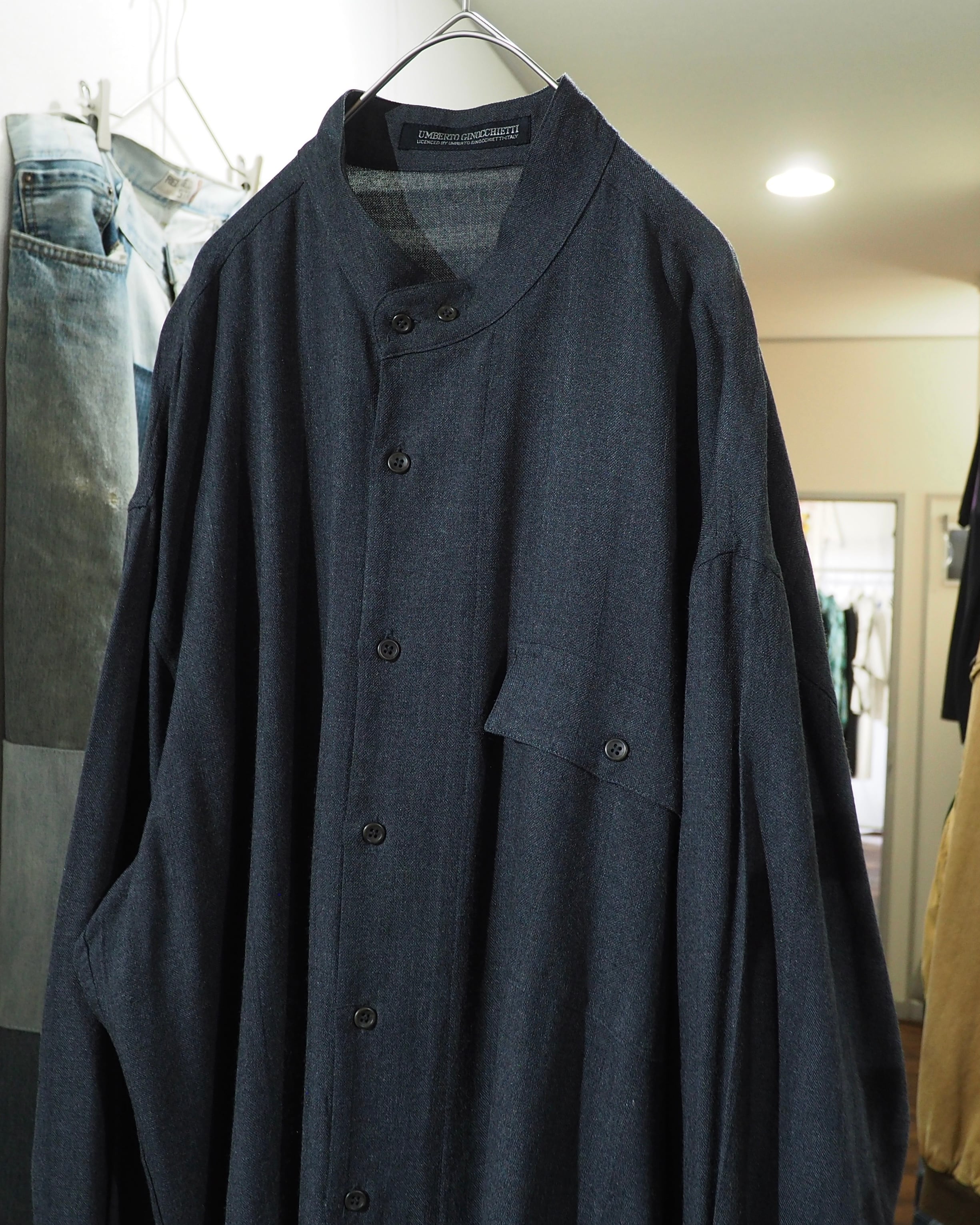 1990s " UMBERTO GINOCCHIETTI " Beautiful Charcoal Gray Color Vintage Over Silhouette No Collar Shirt