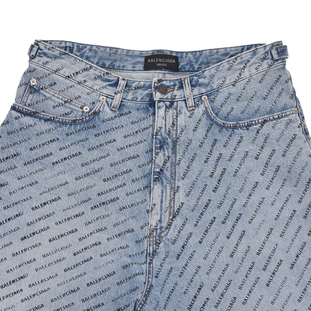 BALENCIAGA】Skater Shorts(ICE BLUE) | AYIN