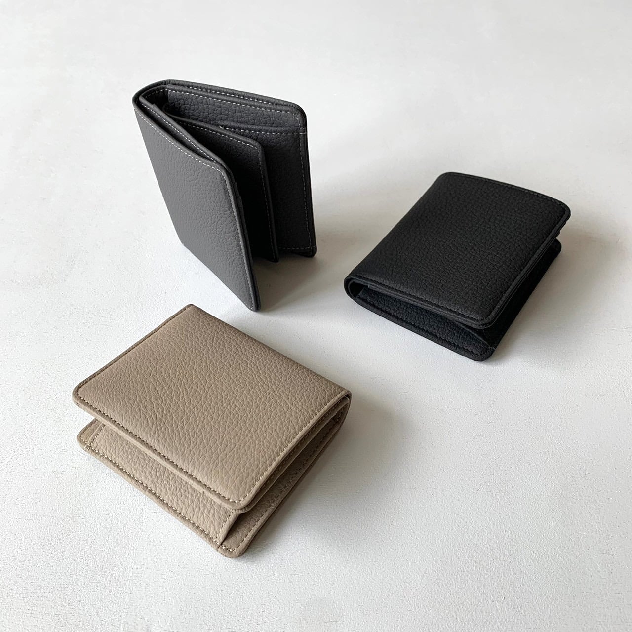 ERA.】EO SHRINK BIFOLD WALLET/L041S | eighty88eight