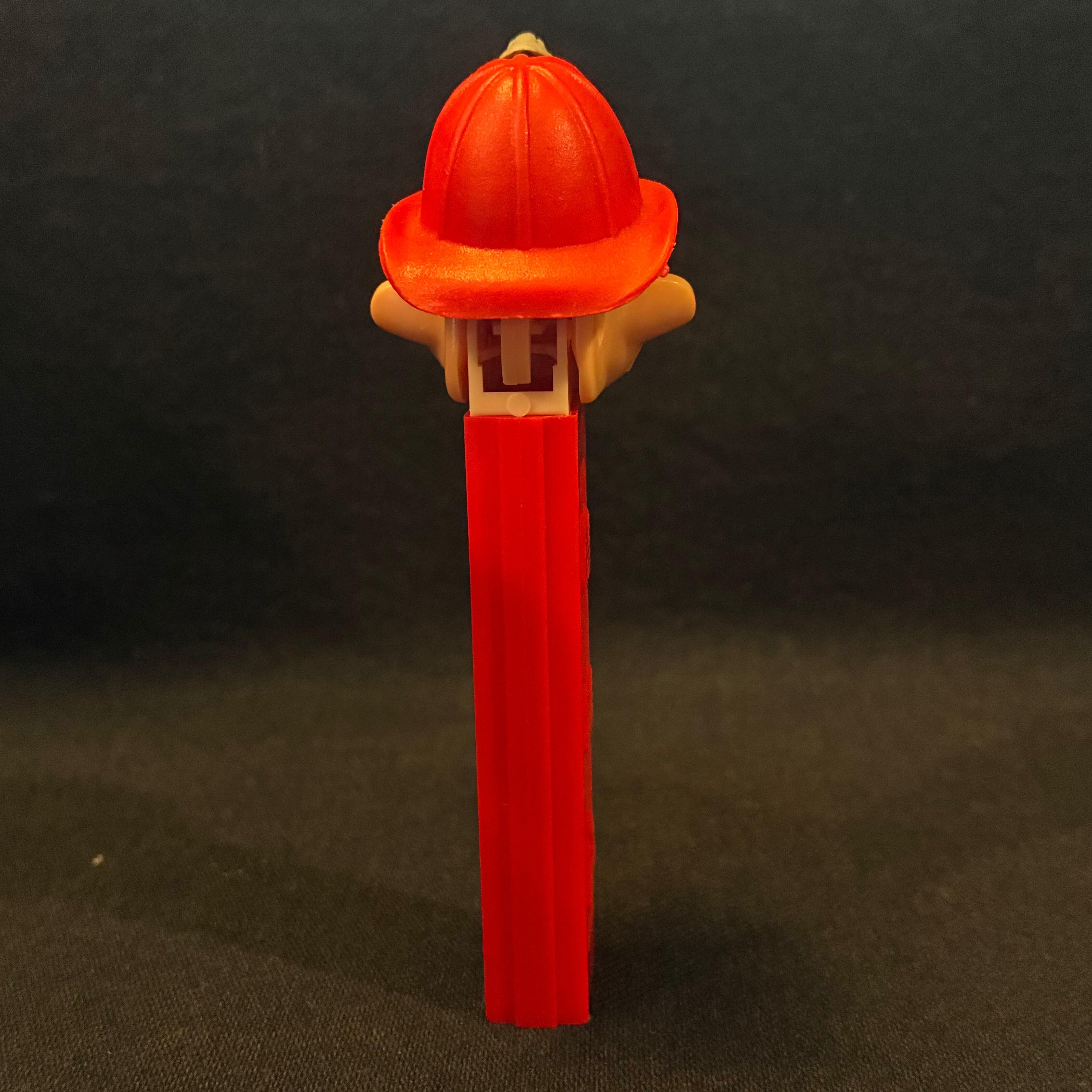 PEZ 当時　アドバタイズ PEZ Fireman Z-864 | CANDY STORE ROCK