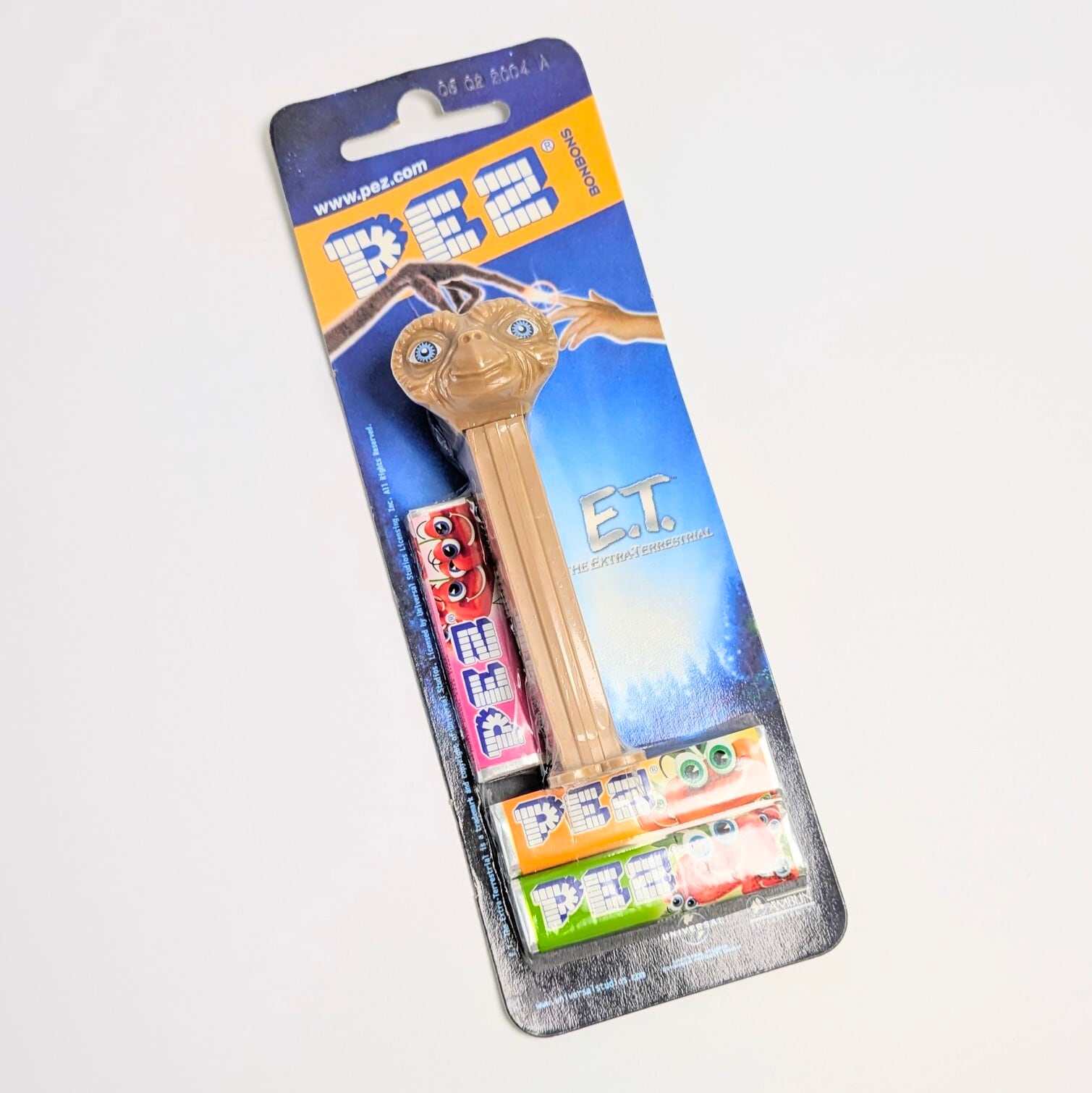 ☆ DEADSTOCK ( MINT ON CARD ) / VINTAGE 90'〜early 2000' ☆【 E.T. ( イーティー )  】PEZ / ペッツ / ブラウンステム〚アメリカン雑貨 アメトイ〛