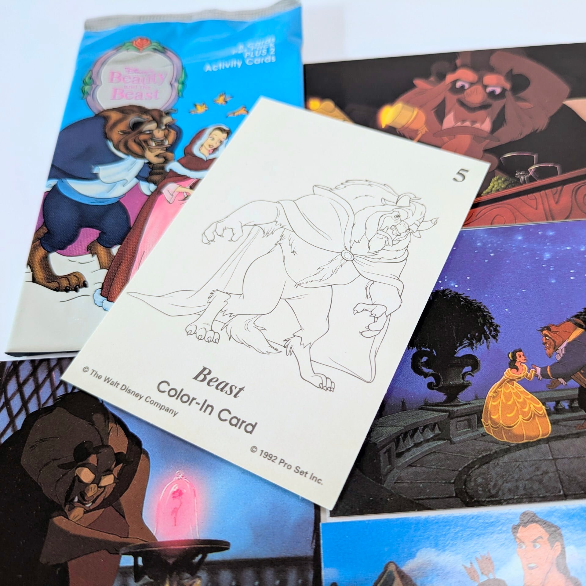 ☆送料無料!☆1992年製 PROSET【 DISNEY / ディズニー Beauty and The Beast (美女と野獣) 】VINTAGE トレーディングカード単品 (1個=8CARDS+2Activity Cards)〚アメリカン雑貨 アメトイ〛