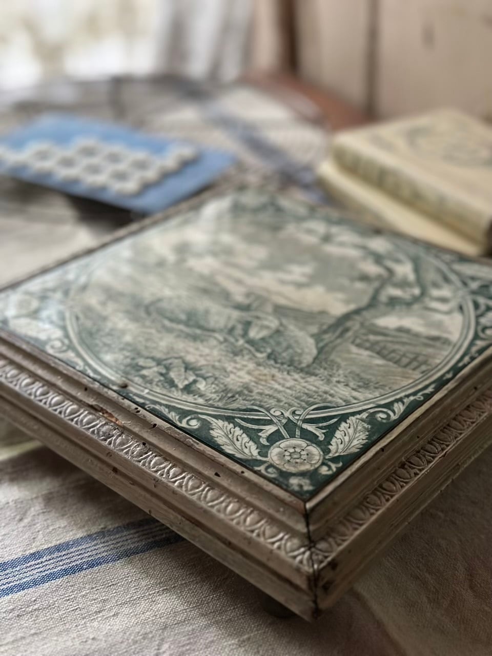 GIEN窯 陶器の鍋敷き トリベット 田園風景と羊 | Brocante de La