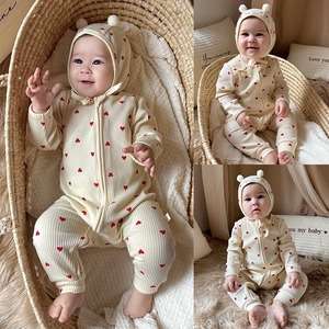 【BABY】北欧風　ハートリブオールインワン