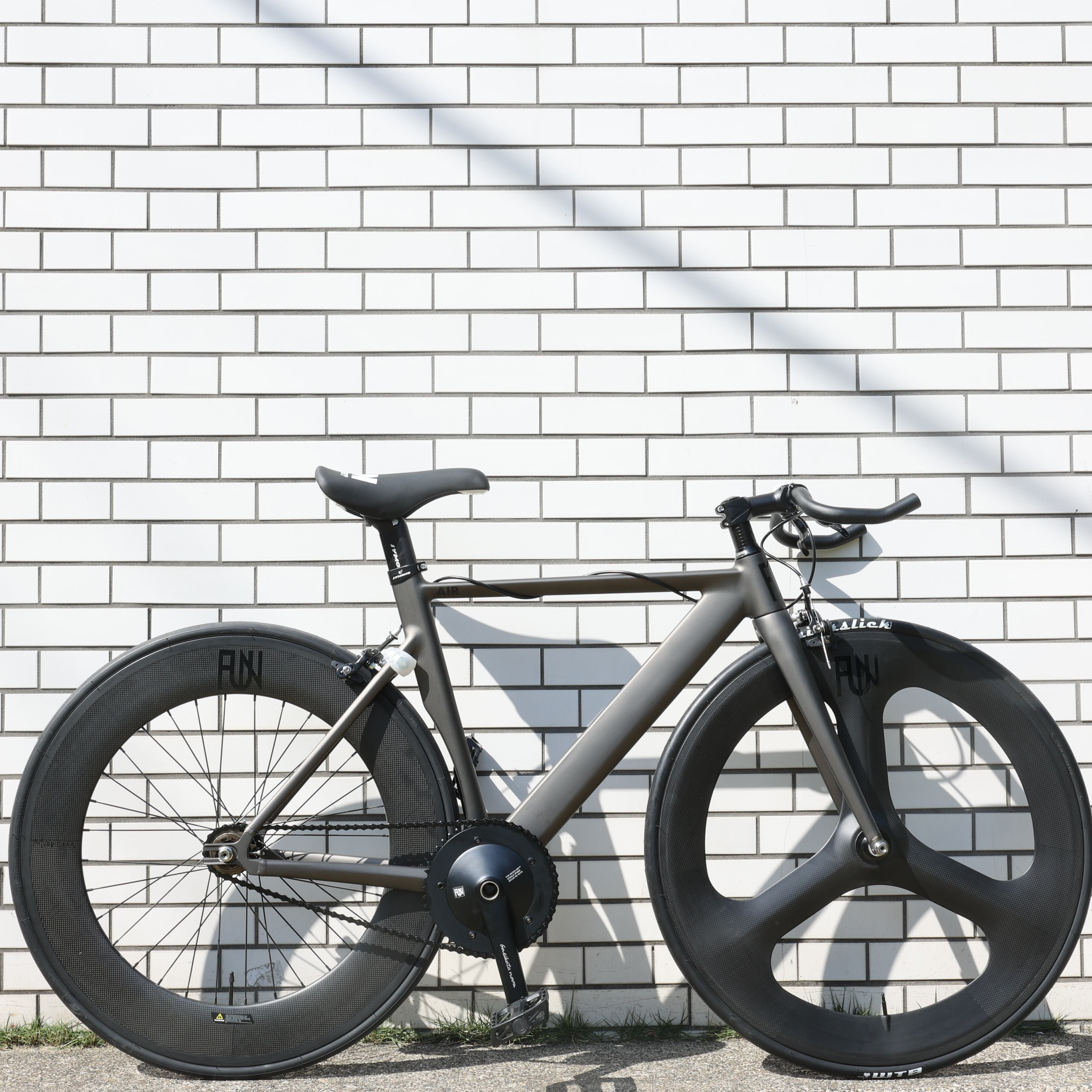 FUN ダイレクトクランク 自転車 ピストバイク (ライダーズカフェ)