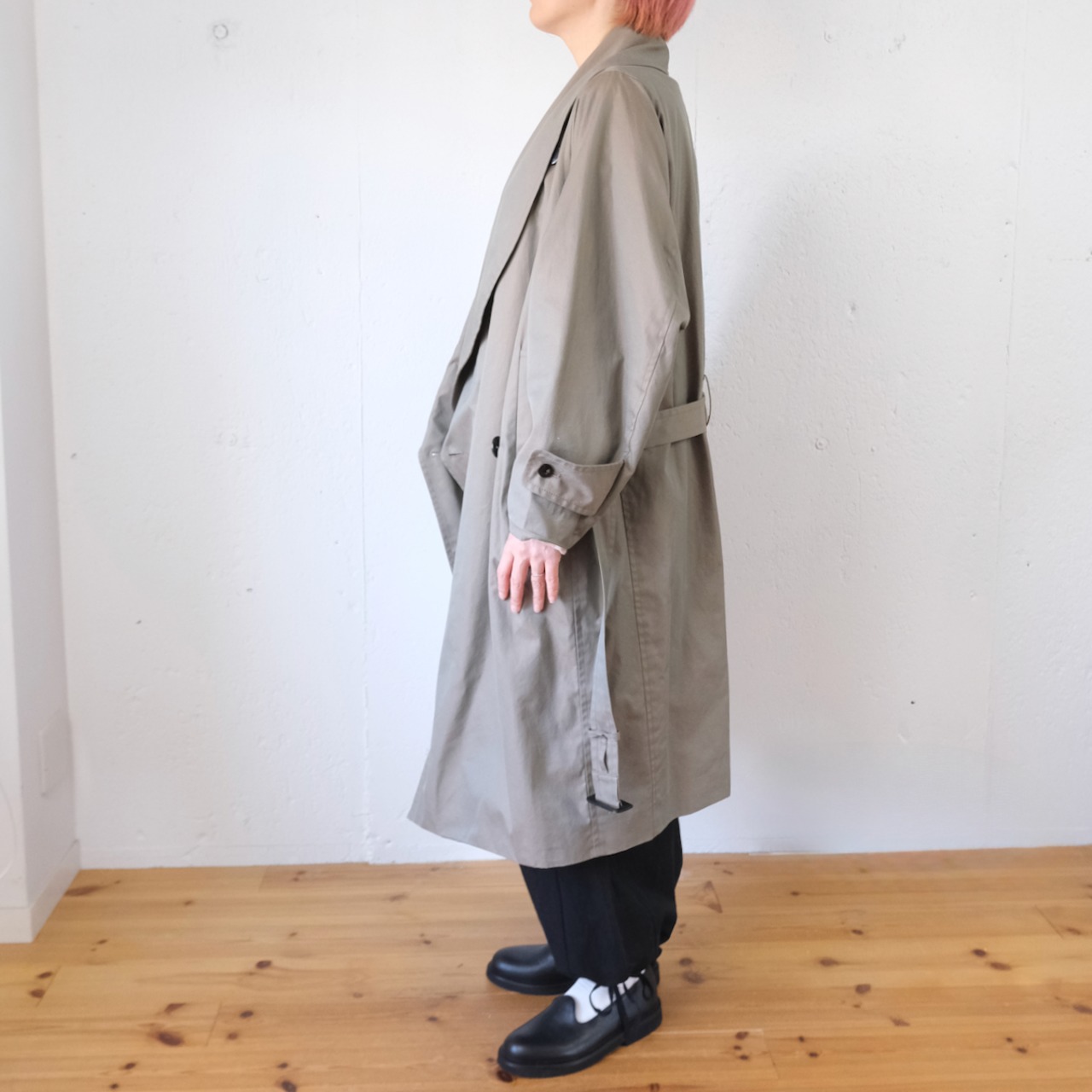 Native Village(ネイティブヴィレッジ) No.09/ suburb : 郊外 ラップコート (moss khaki)