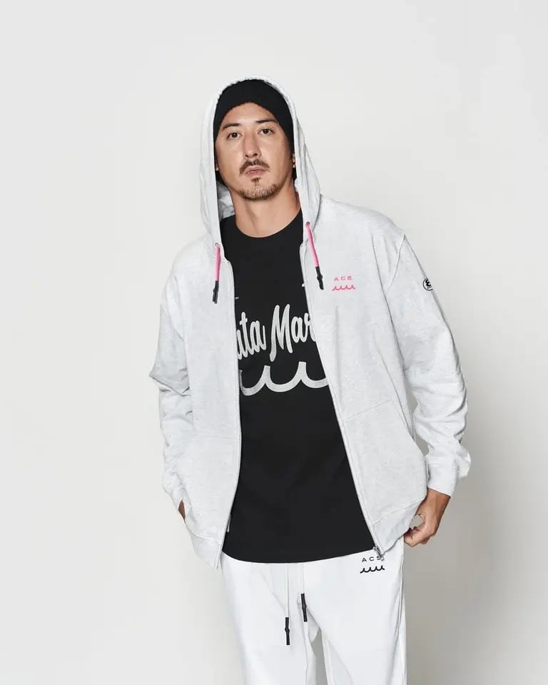Online Exclusive | ACANTHUS ONLINE STORE
